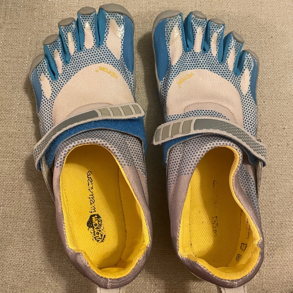 Vibram Five Fingers, womens 40